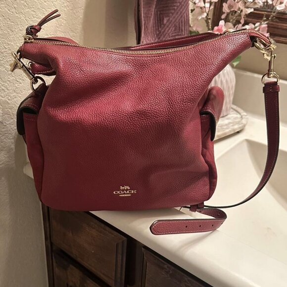 Like New Rare Coach Pennie Shoulder Bag Refined Pebble Leather and Suede - Picture 2 of 7